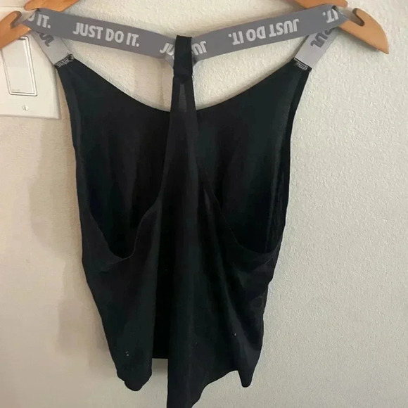 Nike black workout tank top size Small - Picture 2 of 4